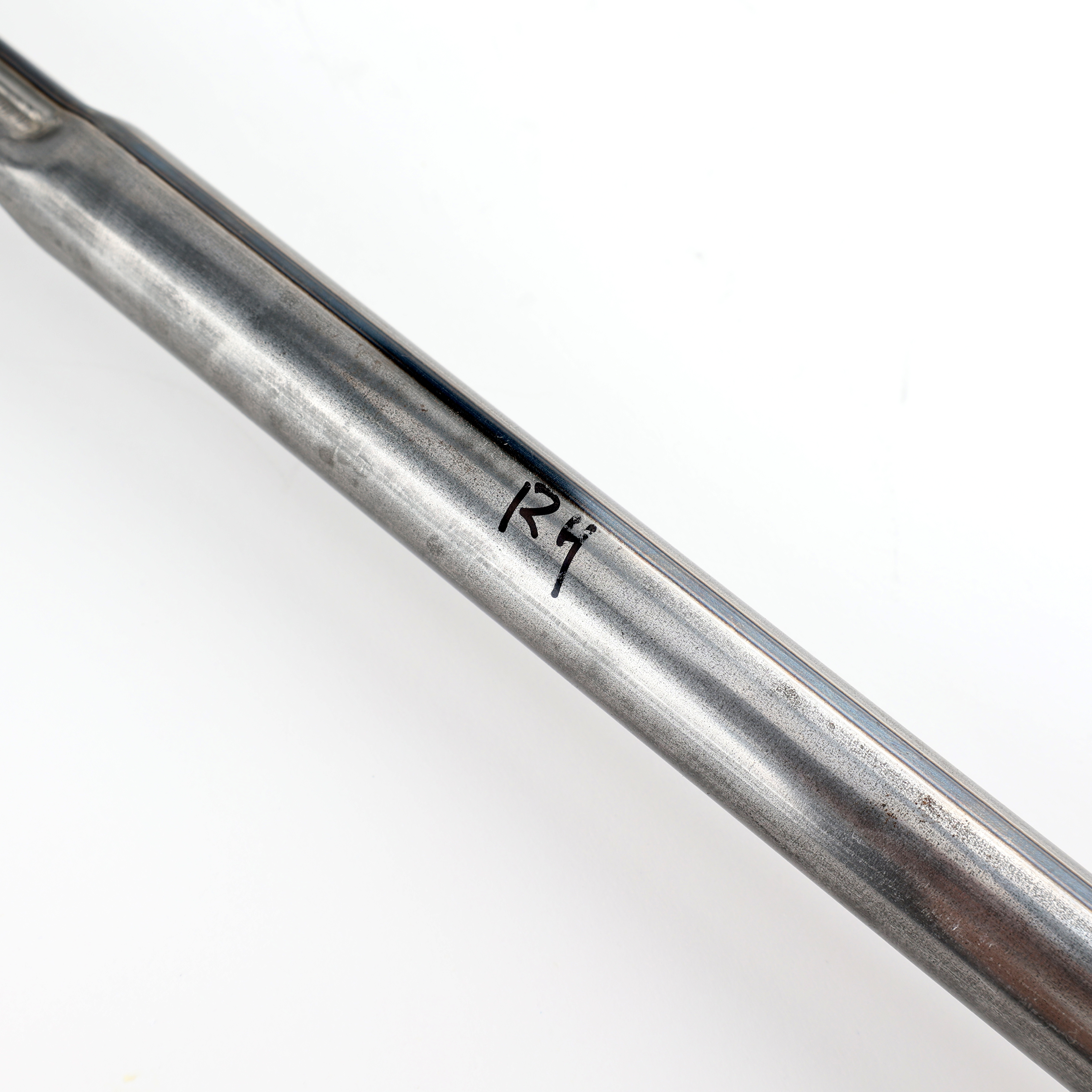 RH02- 5